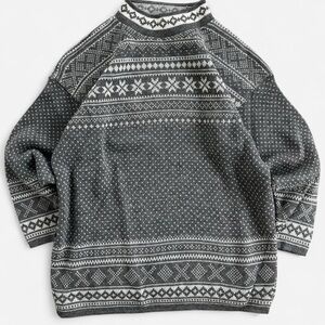 Vintage Nan Dorsey Grey & White Fair Isle Pattern Snowflake Sweater